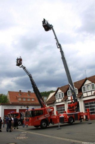 2011-06-16 -58- Vorfuehrung Hubrettungsfahrzeuge